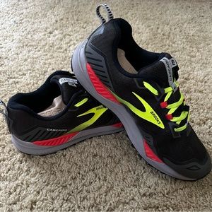 Brooks Cascadia 15 Trail Running Shoe Men’s Size 8.5 Wide (2E)